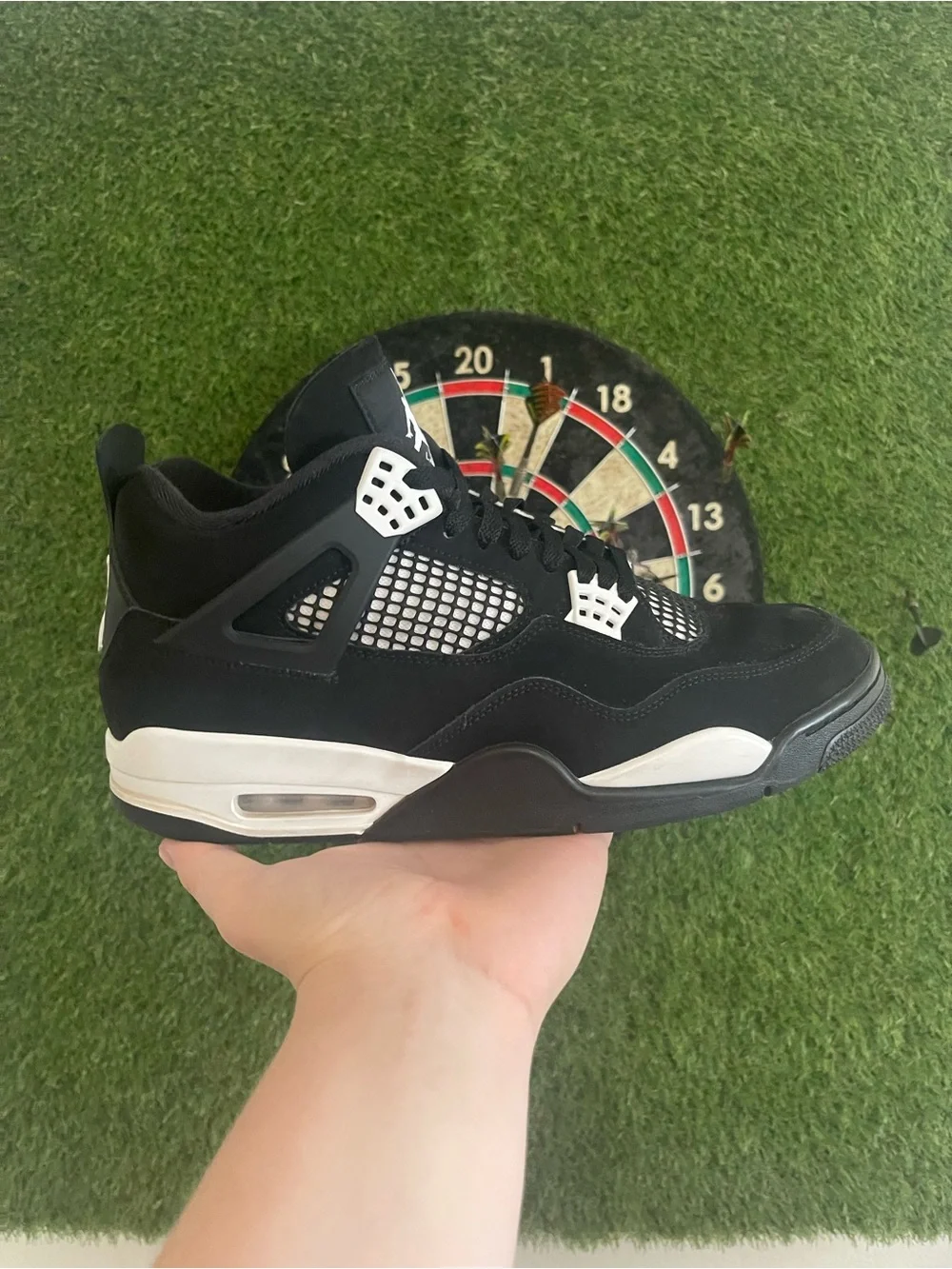 Nike Air Jordan 4 Retro “White Thunder”